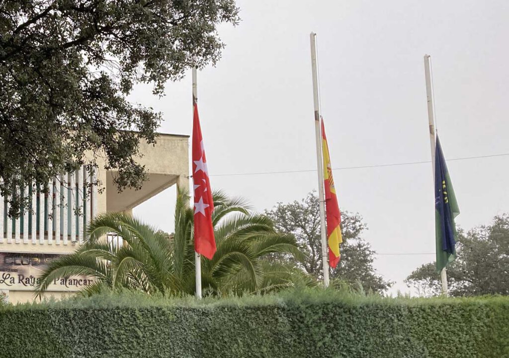 banderas a media asta duelo antonio